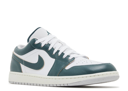 Jordan 1 Low SE Oxidized Green