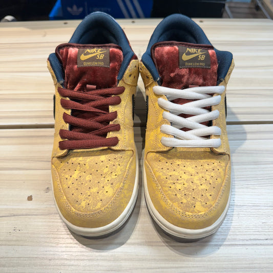 USED Nike SB Dunk Low City of Cinema