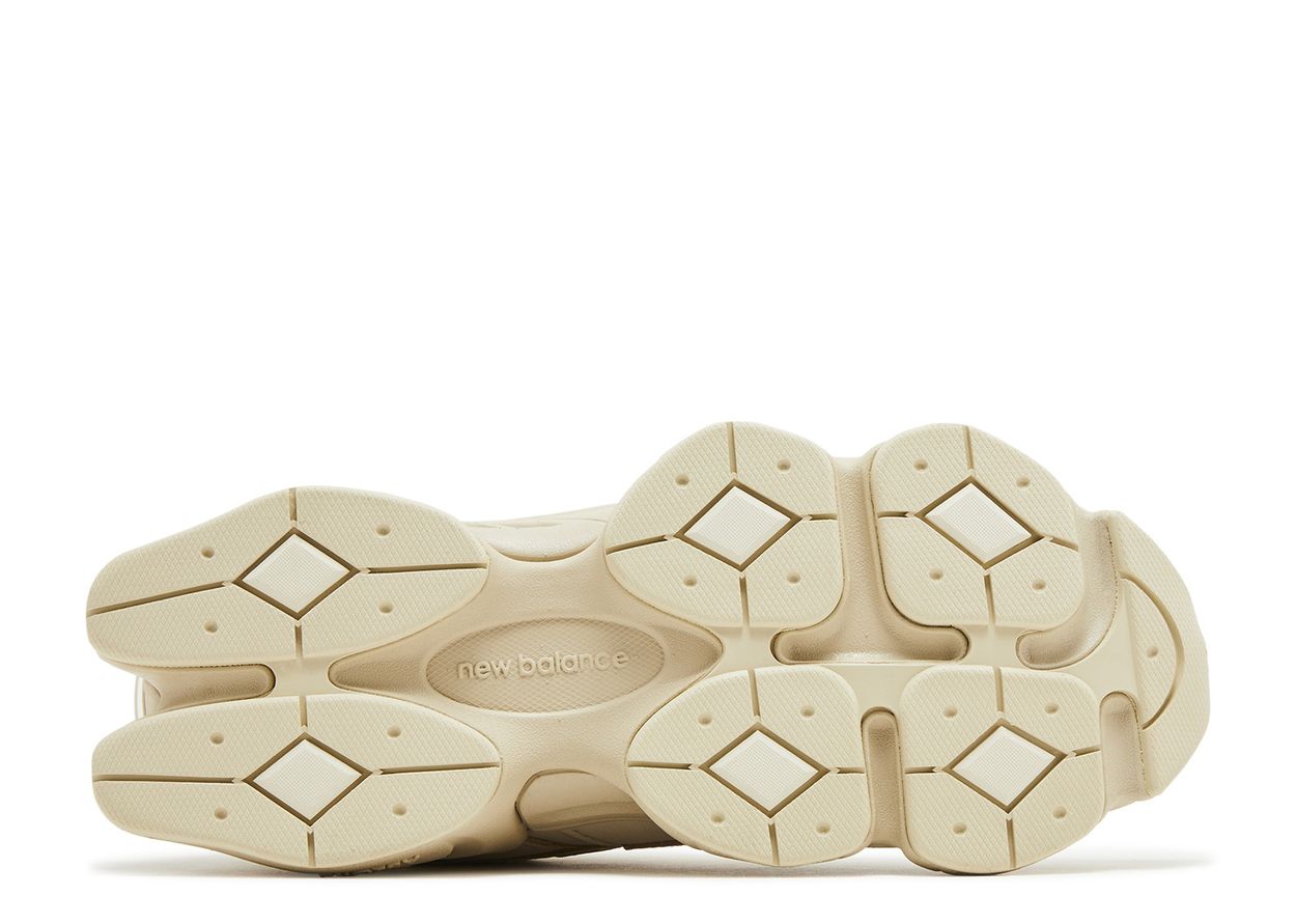 (BF25) New Balance 9060 Bone Sparrow