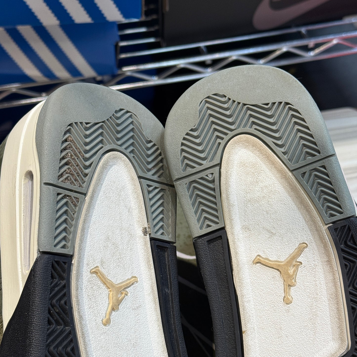 USED Jordan 4 SE Craft Olive