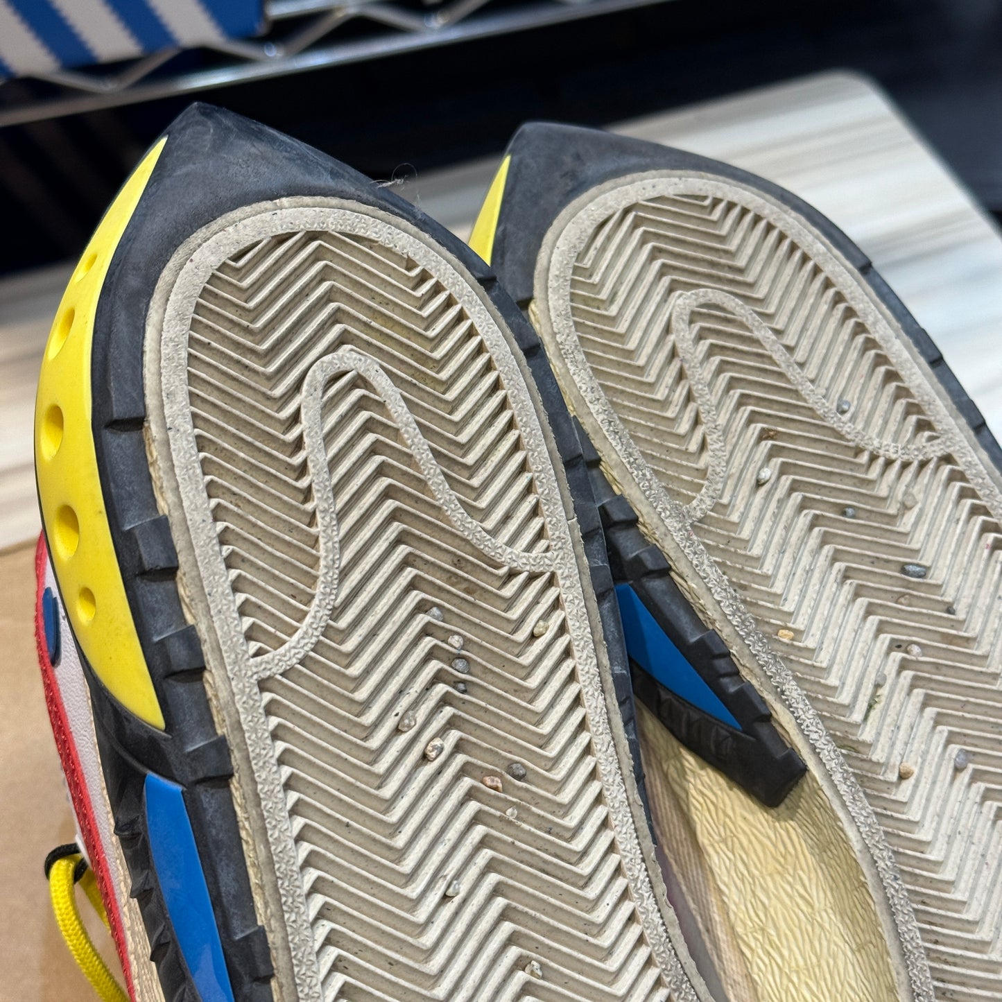 USED Nike Off-White Blazer Low White Red