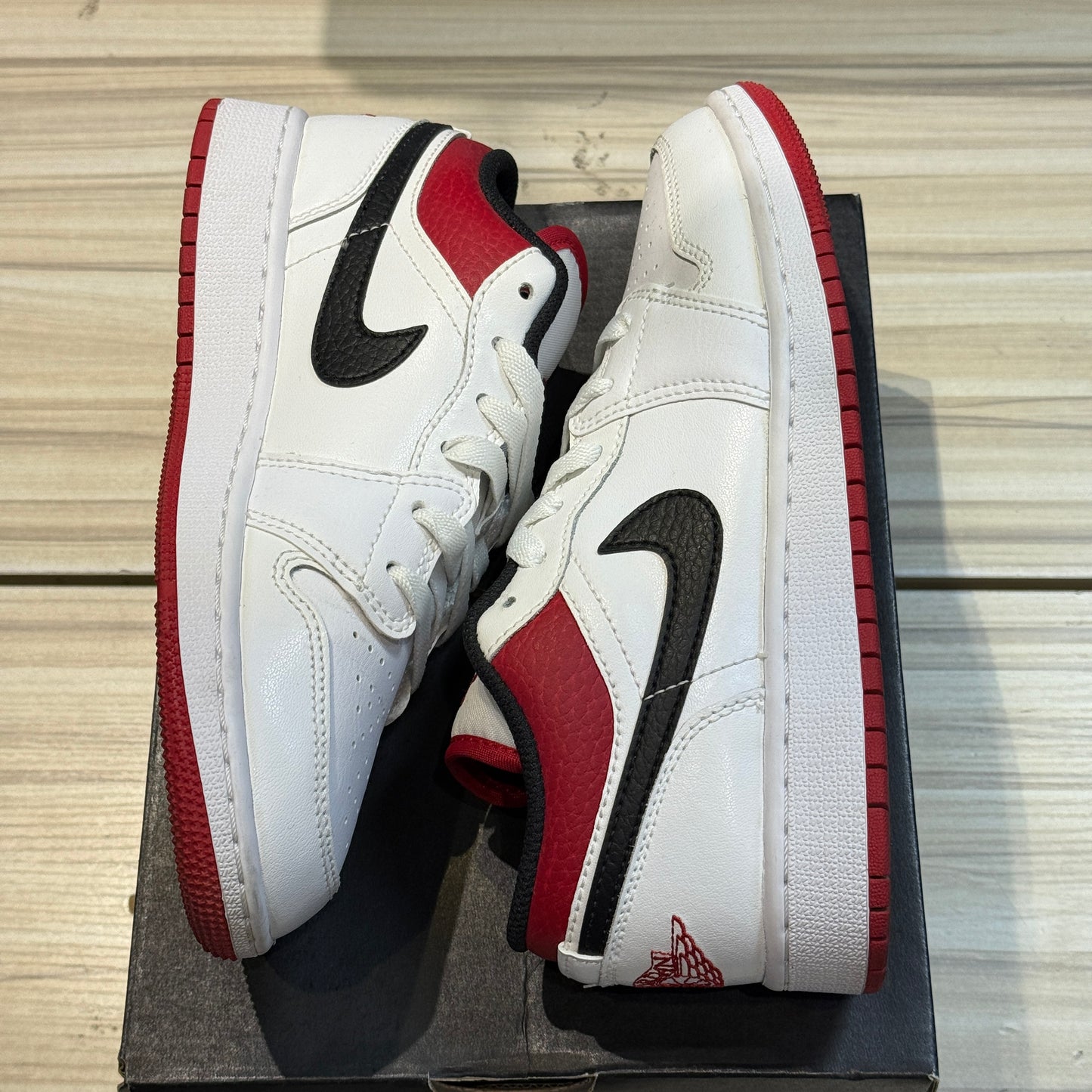 USED Jordan 1 Low White Gym Red (GS)