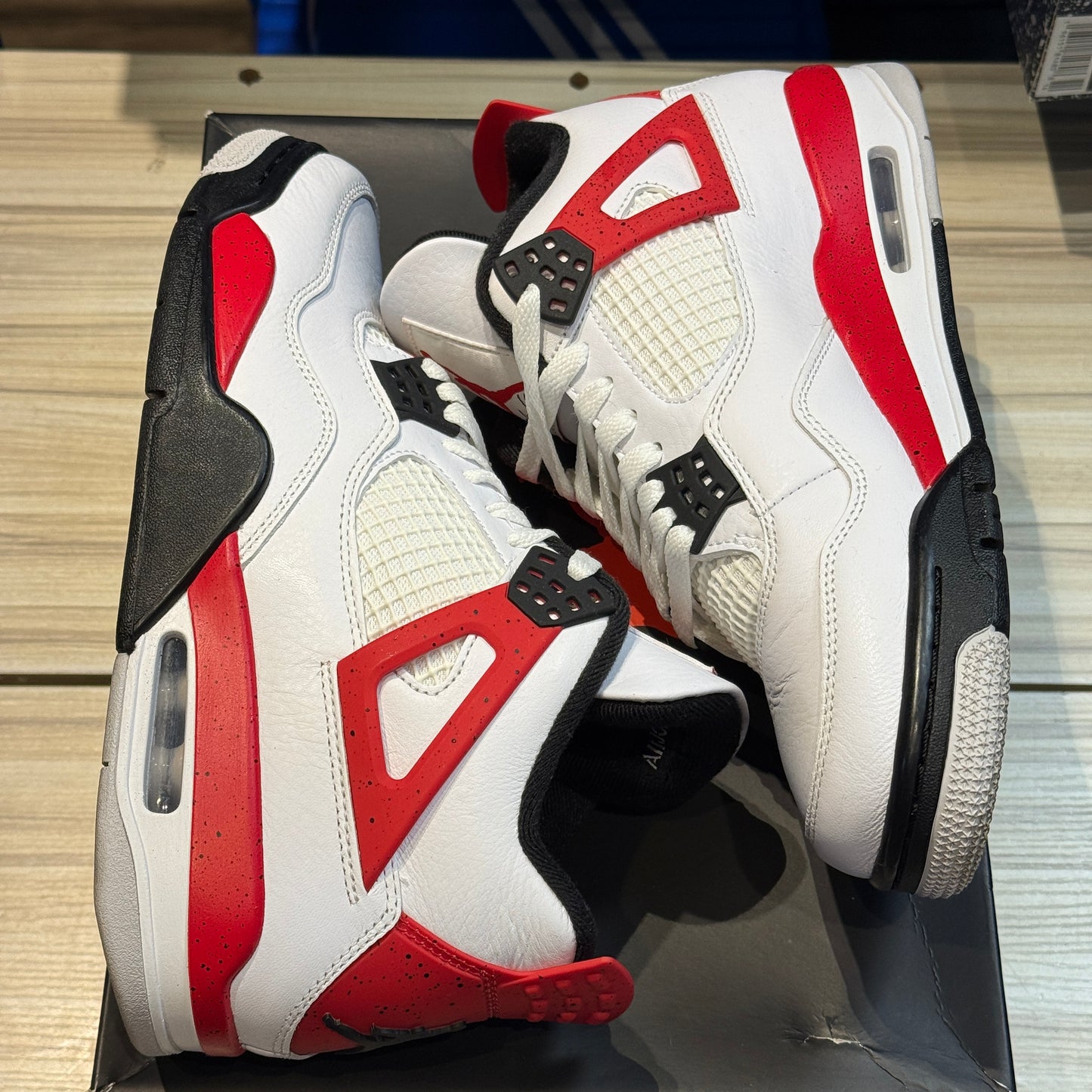 USED Jordan 4 Red Cement