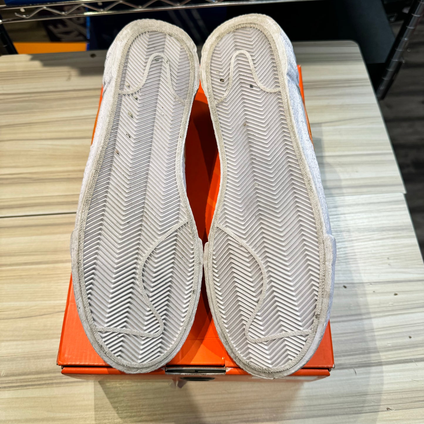 USED Nike Blazer Low sacai White Magma Orange