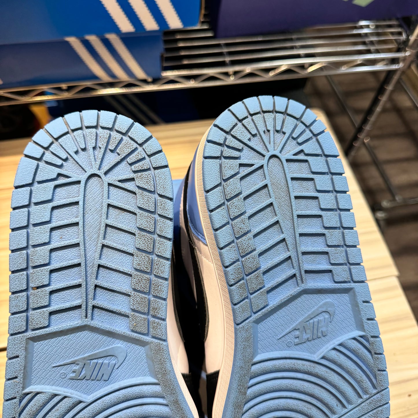 USED Jordan 1 Retro High OG UNC Toe