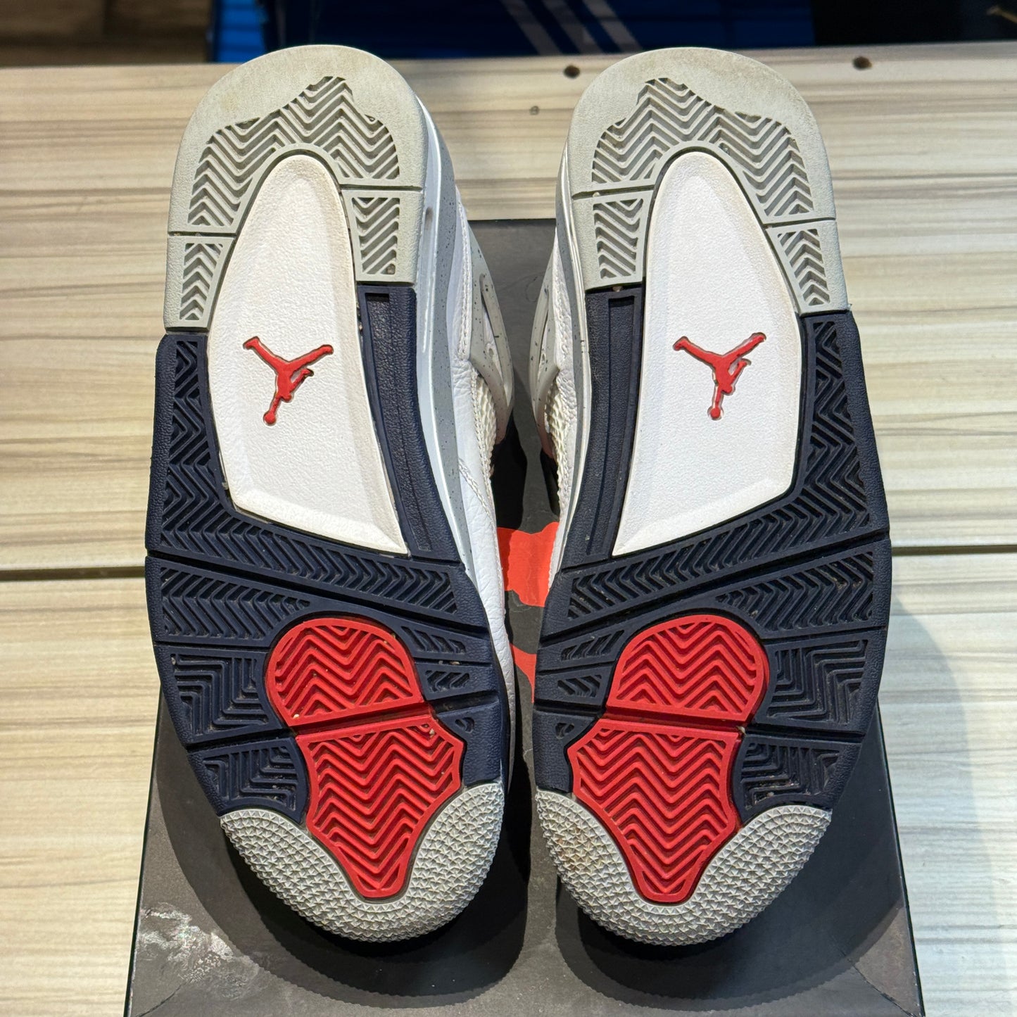 USED Jordan 4 Retro Midnight Navy (GS)