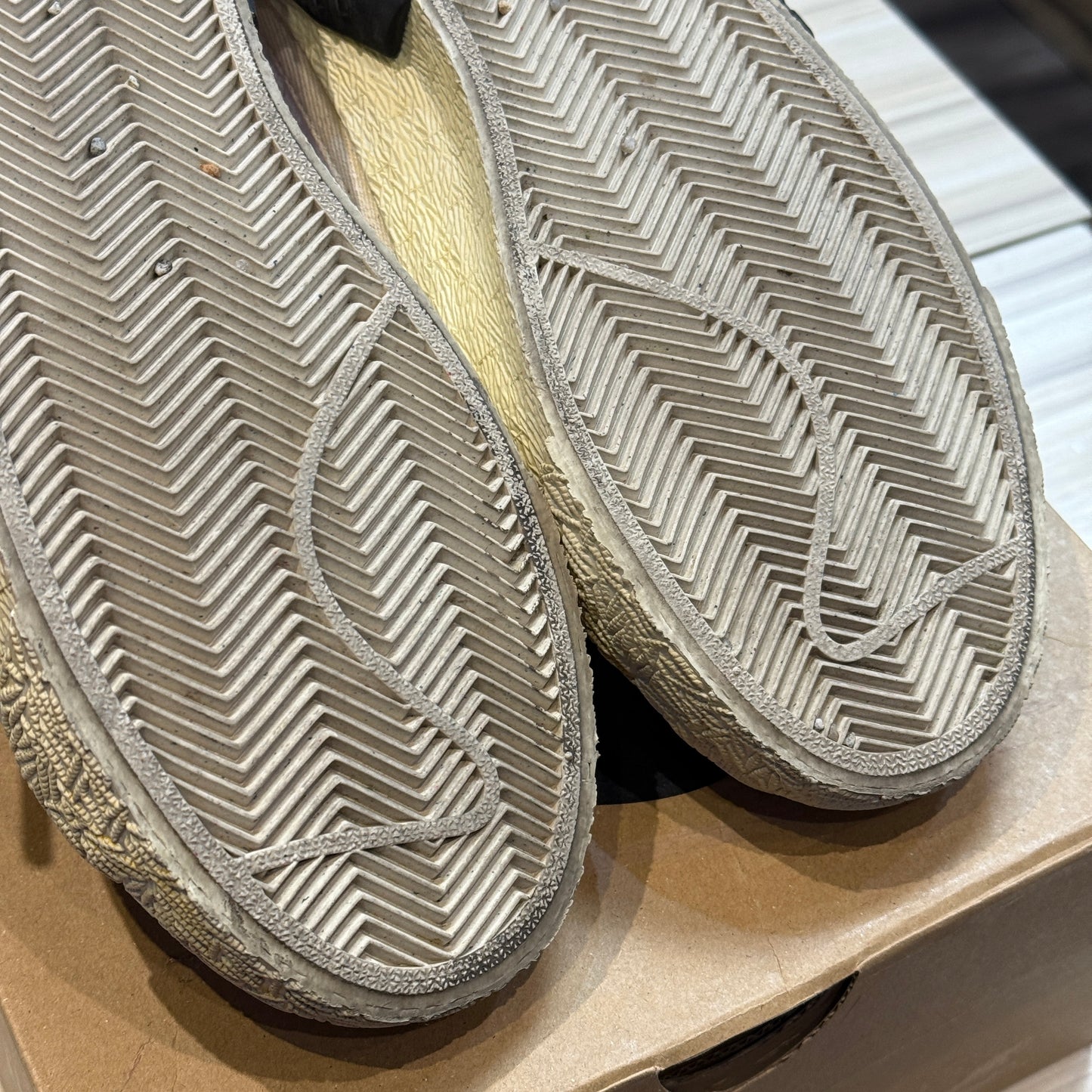 USED Nike Off-White Blazer Low White Red