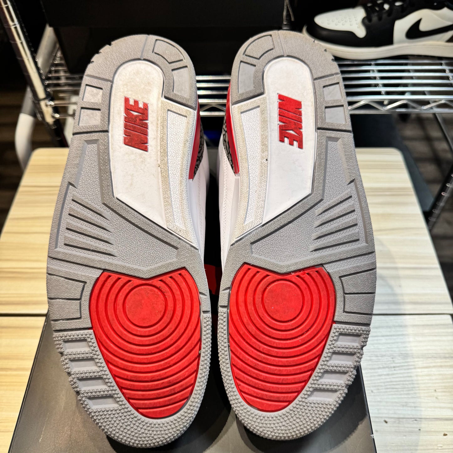 USED Jordan 3 Retro Fire Red (2022)