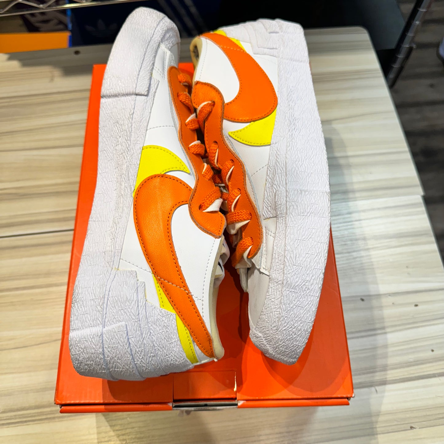 USED Nike Blazer Low sacai White Magma Orange