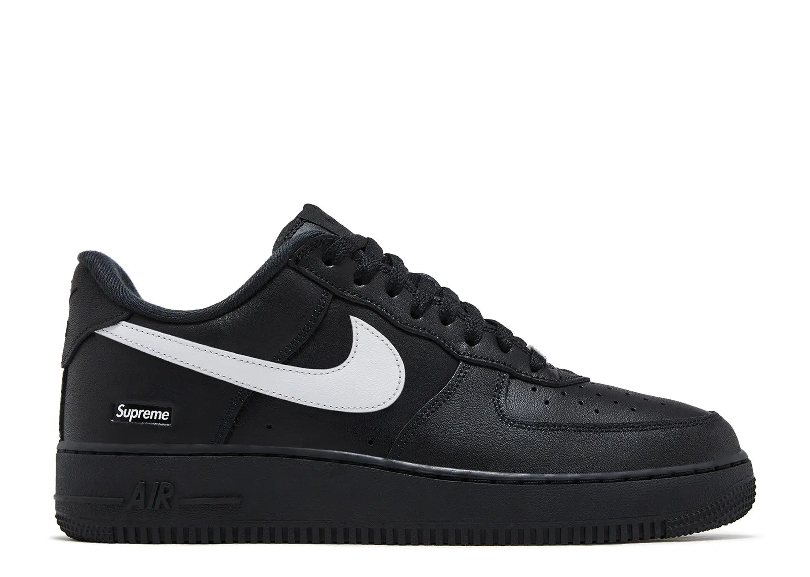 Nike Air Force 1 Low Supreme Black White (2025) – The Hype