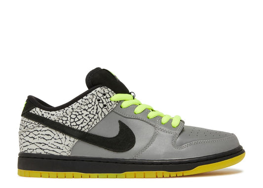 Nike SB Dunk Low DJ Clark Kent x Primitive 112