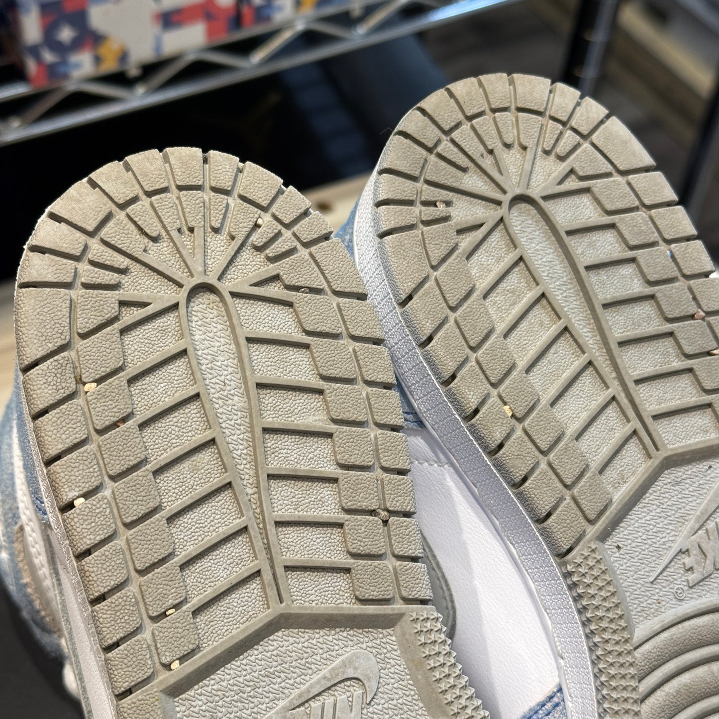 USED Jordan 1 High Hyper Royal GS