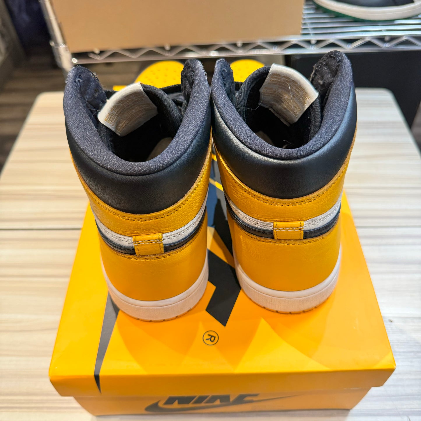 USED Jordan 1 Retro High OG Taxi