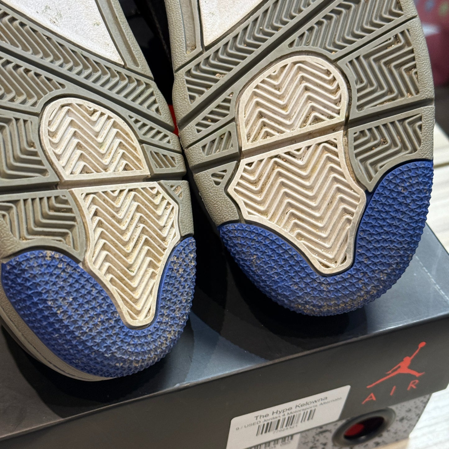 USED Jordan 4 Motorsports Alternate