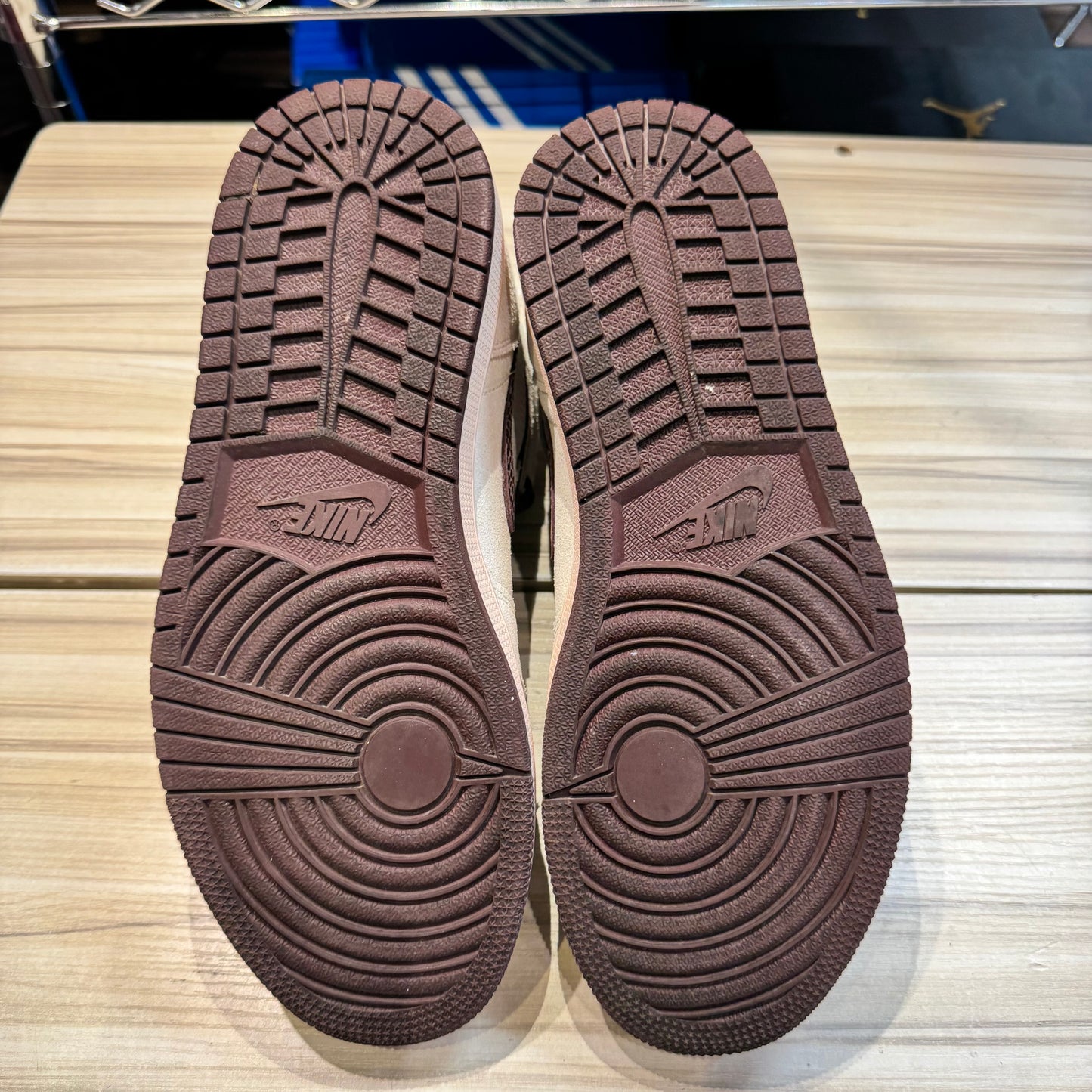 USED Jordan 1 Retro High OG A Ma Maniére