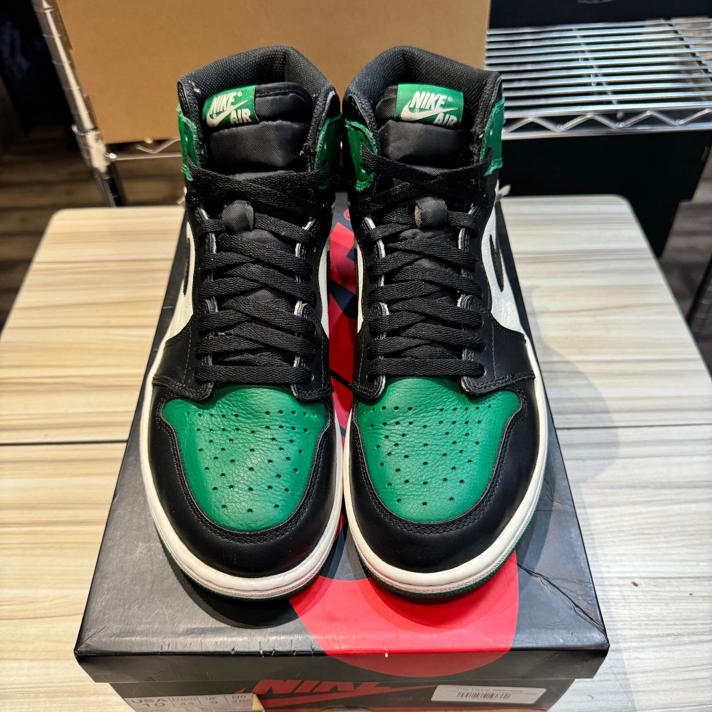 USED Jordan 1 Retro High Pine Green