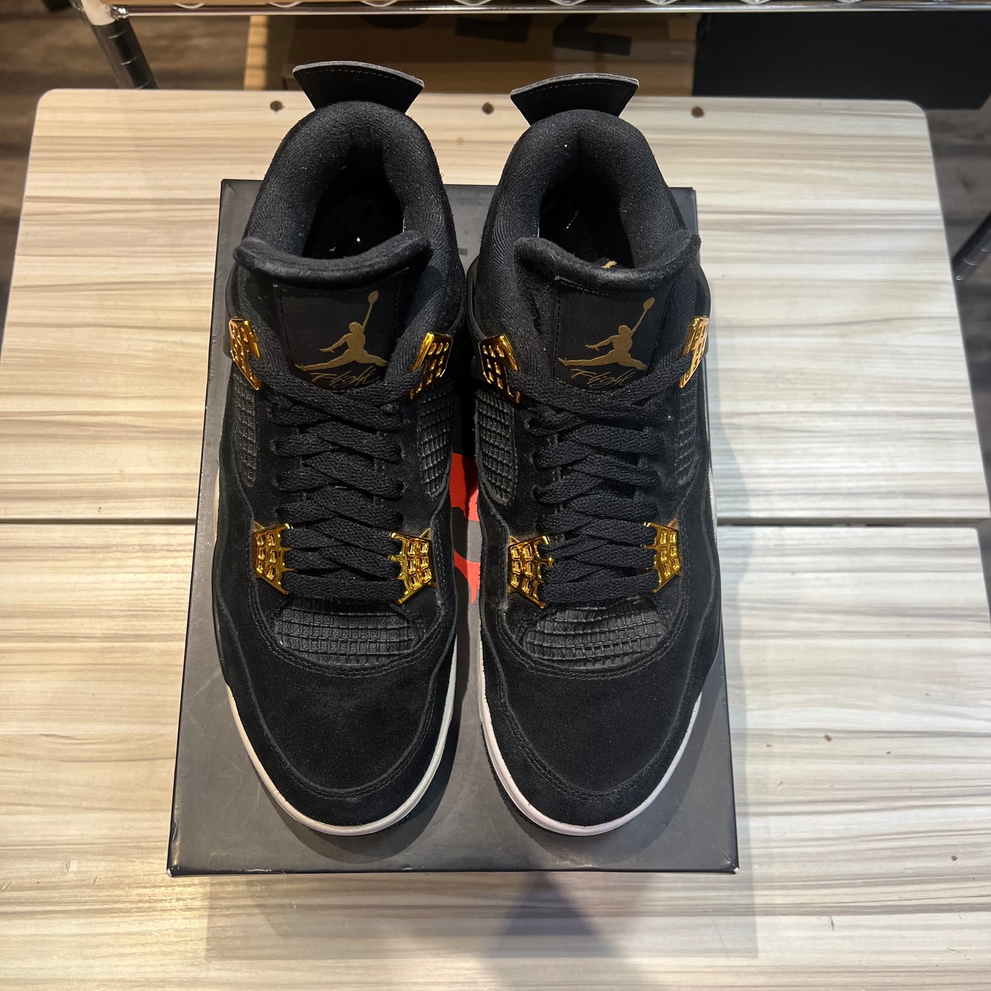 USED Jordan 4 Retro Royalty