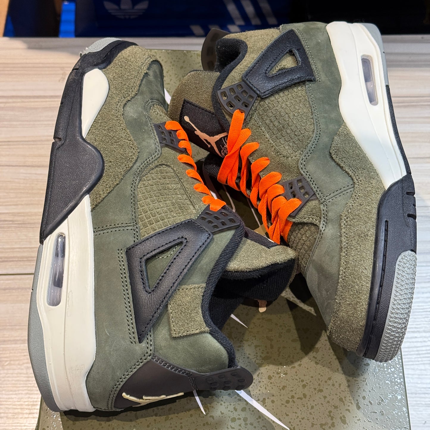 USED Jordan 4 SE Craft Olive
