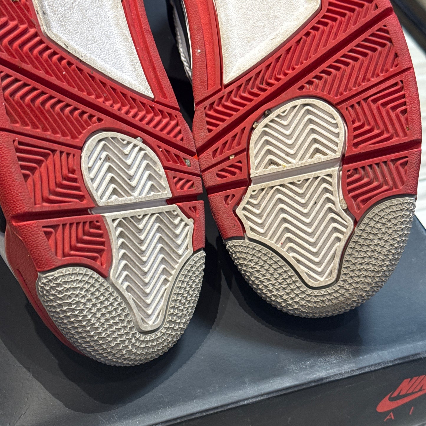 USED Jordan 4 Fire Red 2020 GS