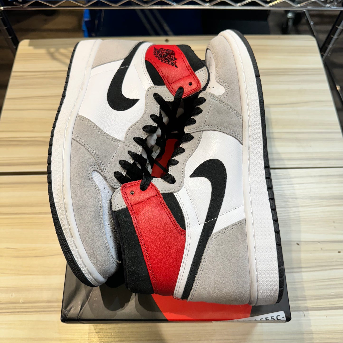 USED Jordan 1 Retro High Light Smoke Grey