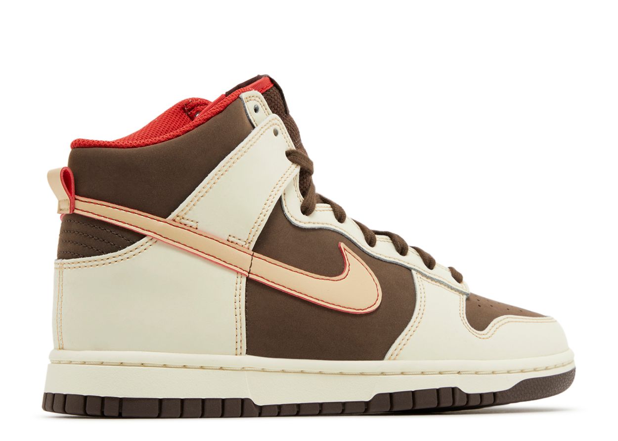 Nike Dunk High SE Baroque Brown