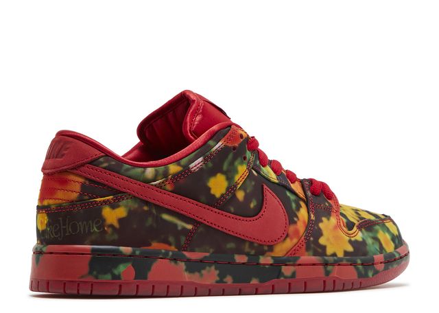 Nike SB Dunk Low The Wizard of Oz Poppy Field