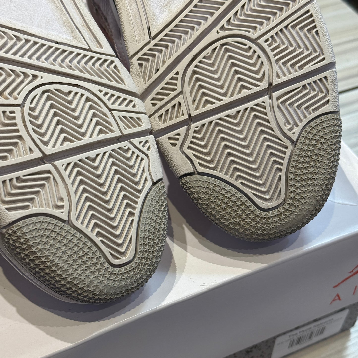 USED Jordan 4 Retro White Oreo (2021)