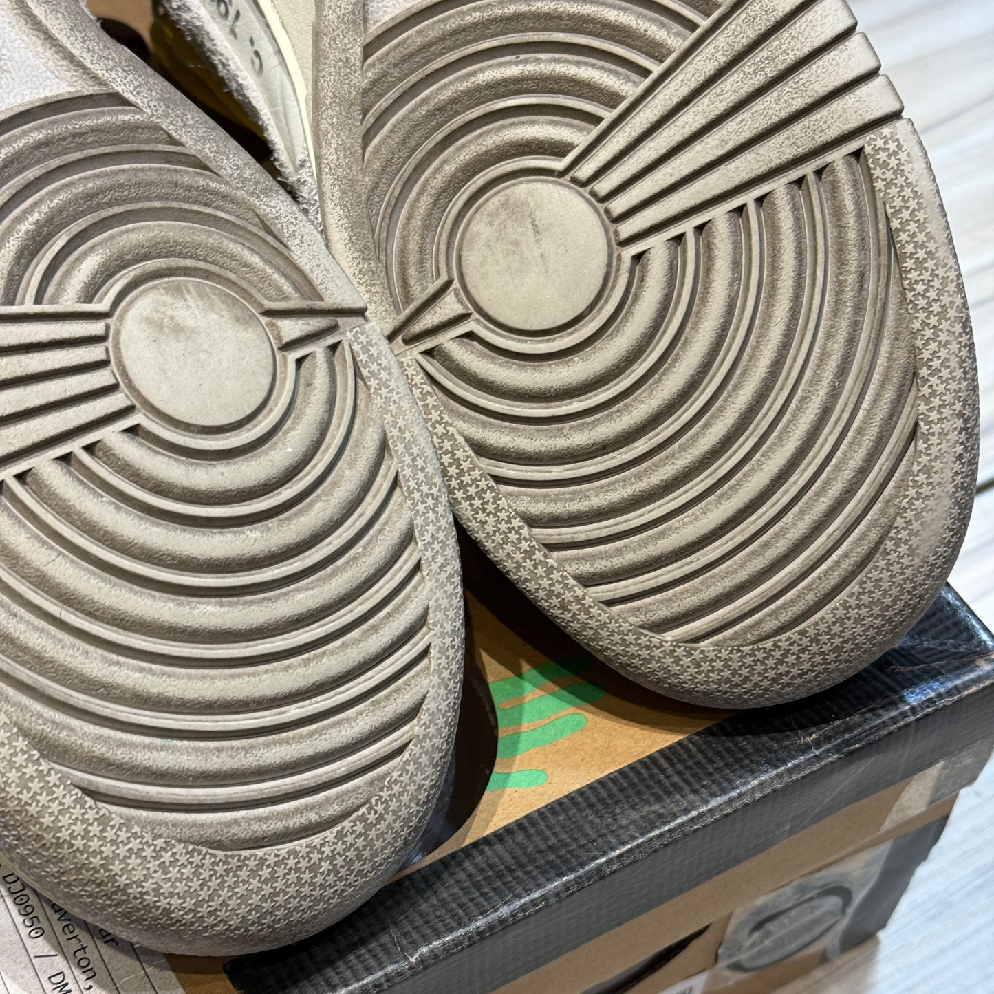 USED Nike Off-White Dunk Low Lot 39