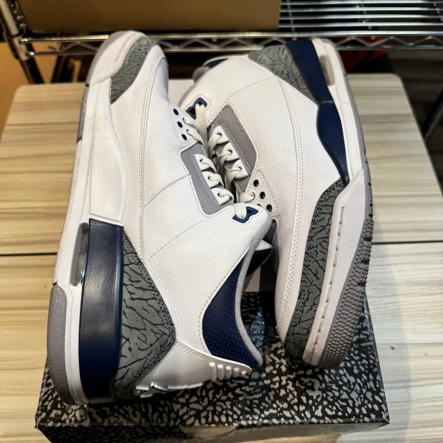 USED Jordan 3 Midnight Navy