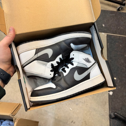 USED Jordan 1 Mid White Shadow (GS)