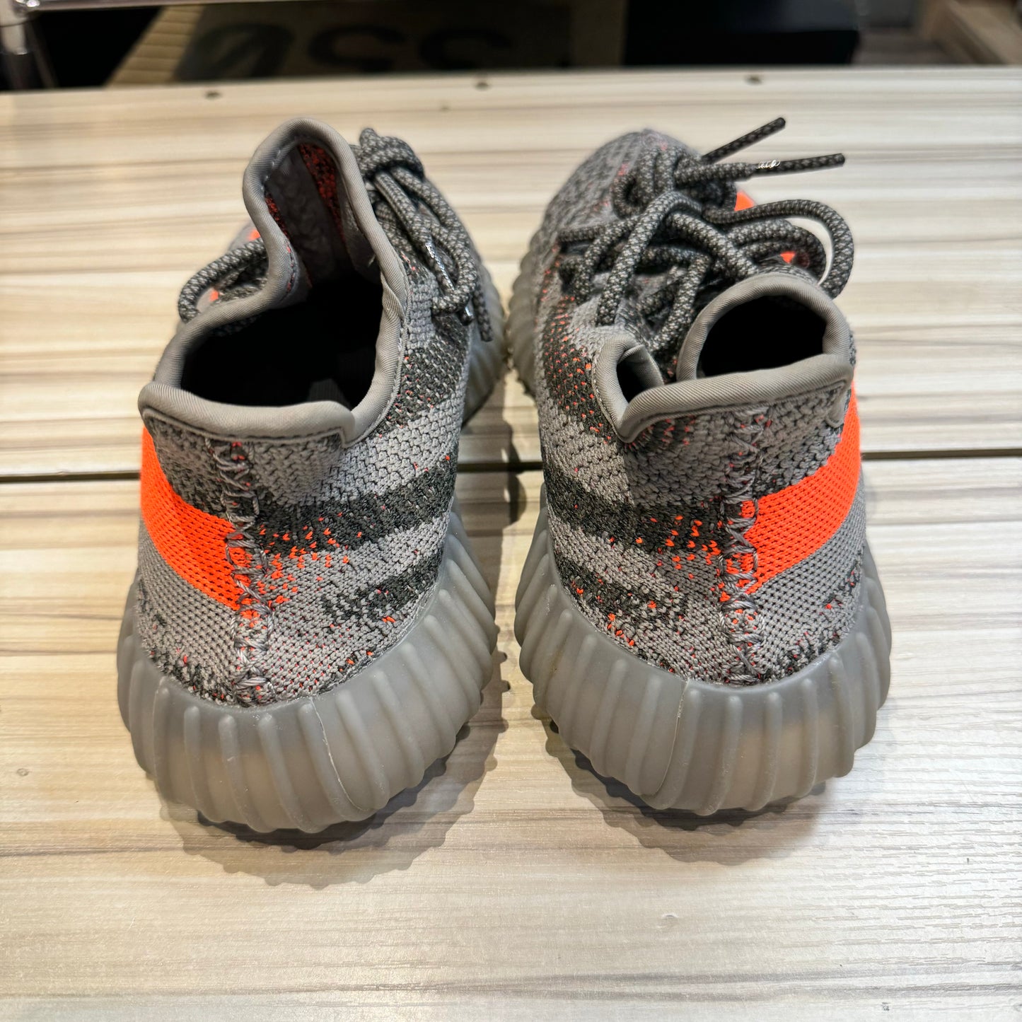 USED Yeezy Boost 350 V2 Beluga