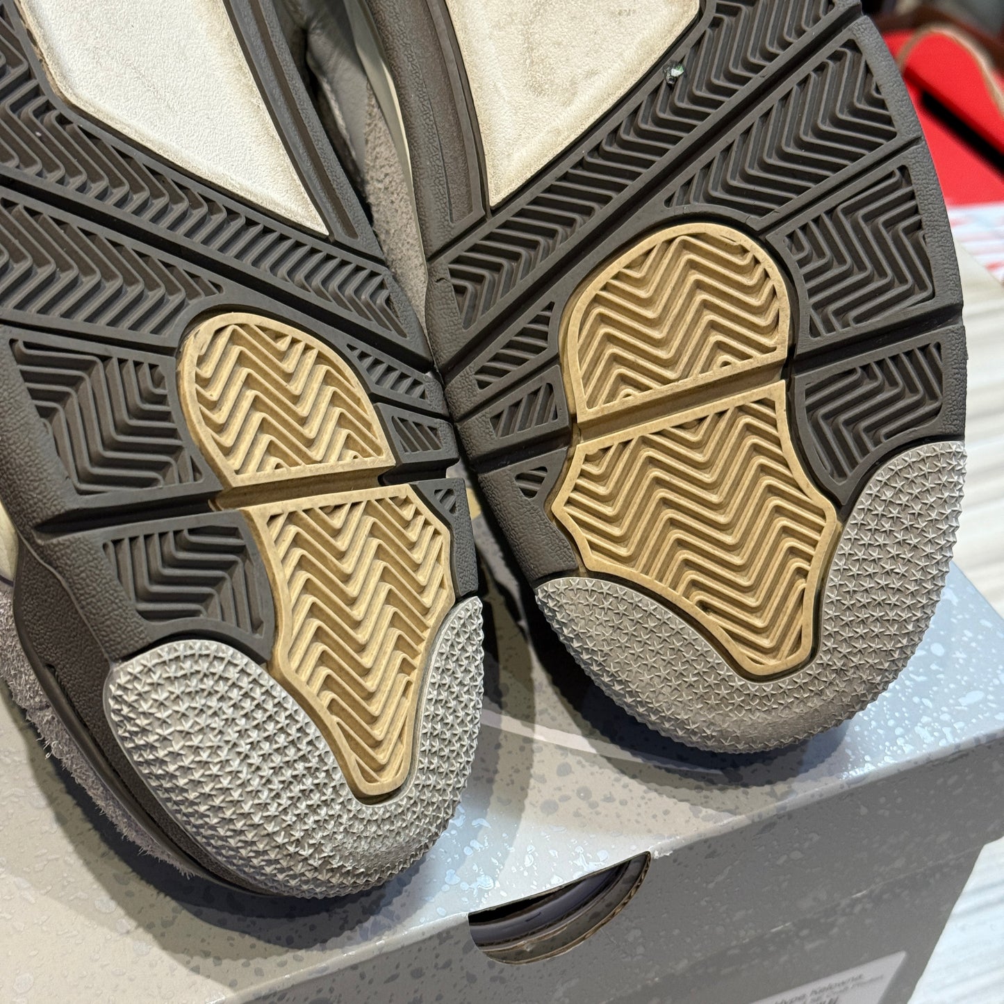 USED Jordan 4 SE Craft Photon