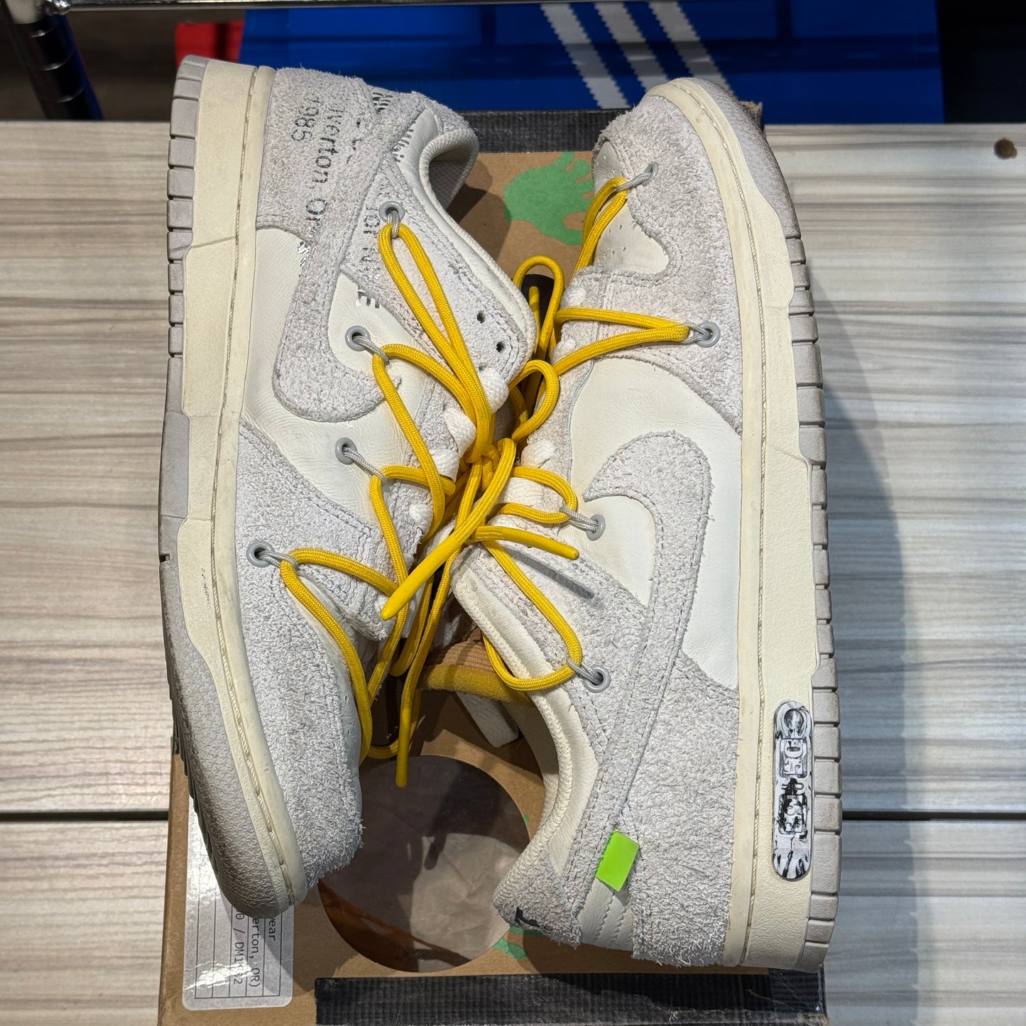 USED Nike Off-White Dunk Low Lot 39