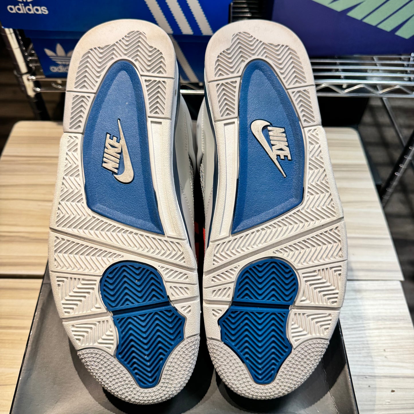 USED Jordan 4 Retro Military Blue (2024)