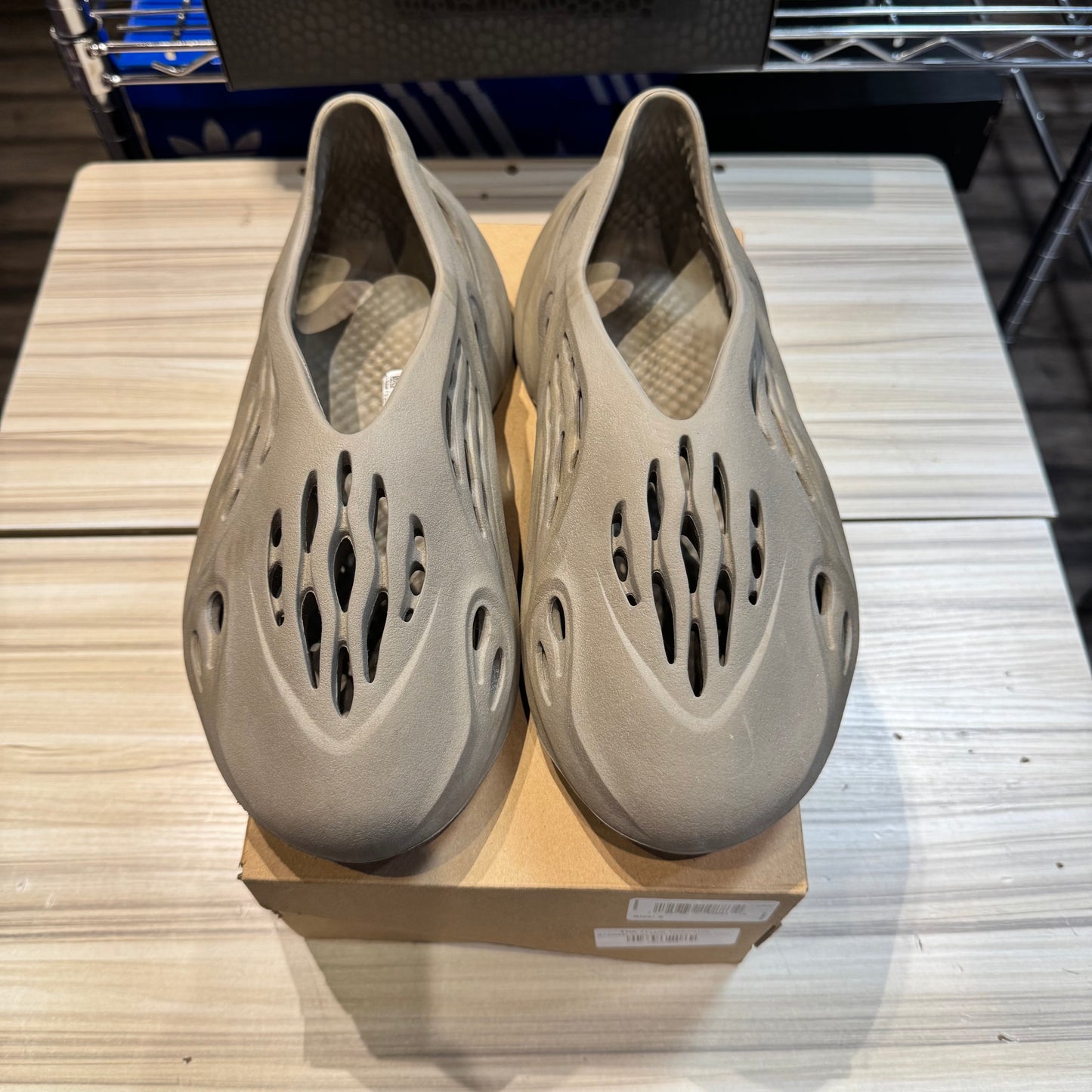 USED Yeezy Foam RNNR Stone Sage
