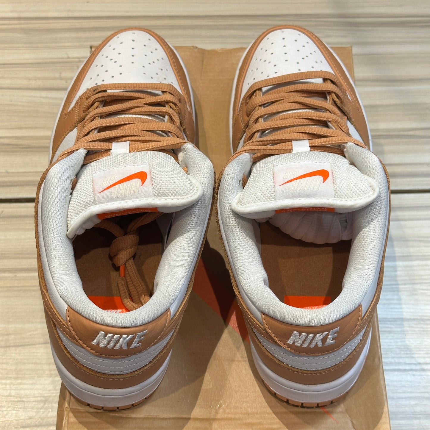 USED Nike SB Dunk Low Pro Cognac