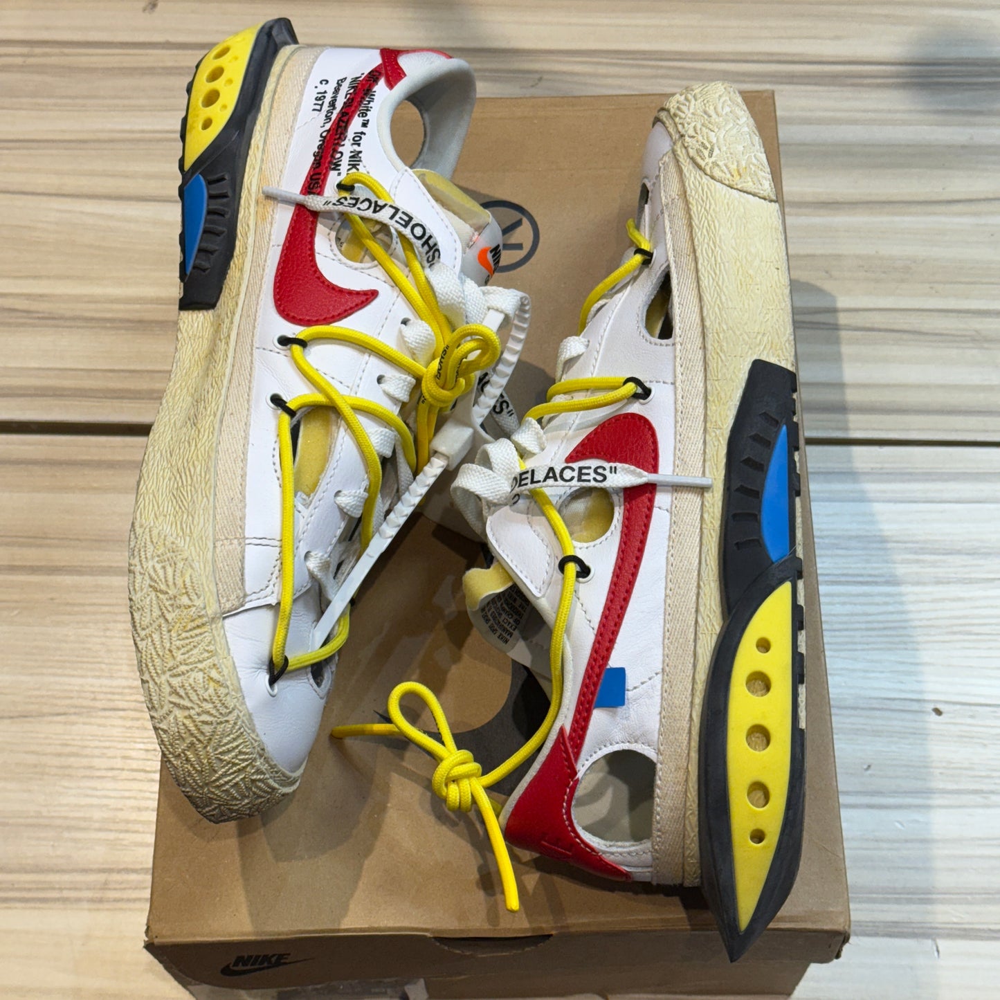 USED Nike Off-White Blazer Low White Red