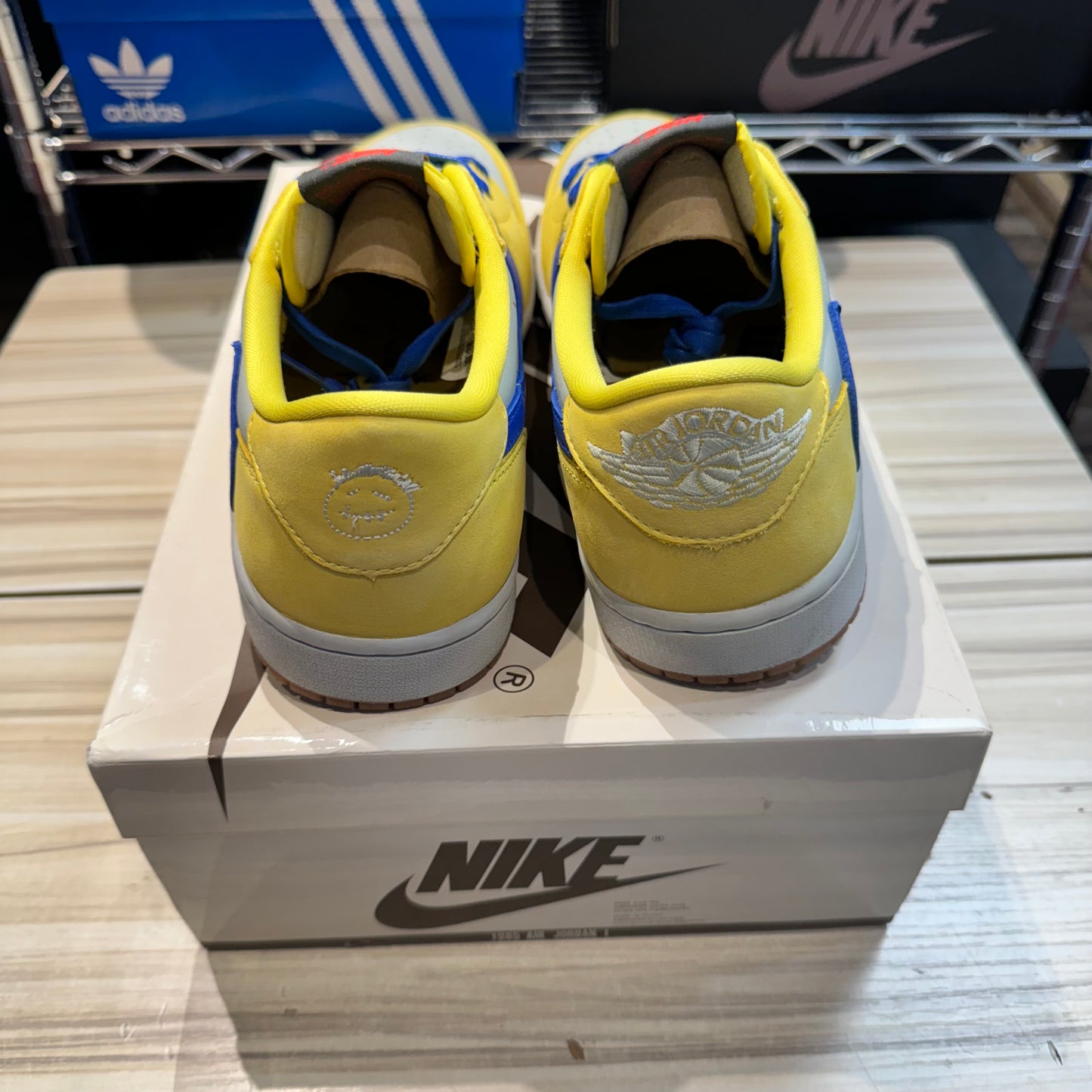 USED Jordan 1 Retro Low OG SP Travis Scott Canary (W)