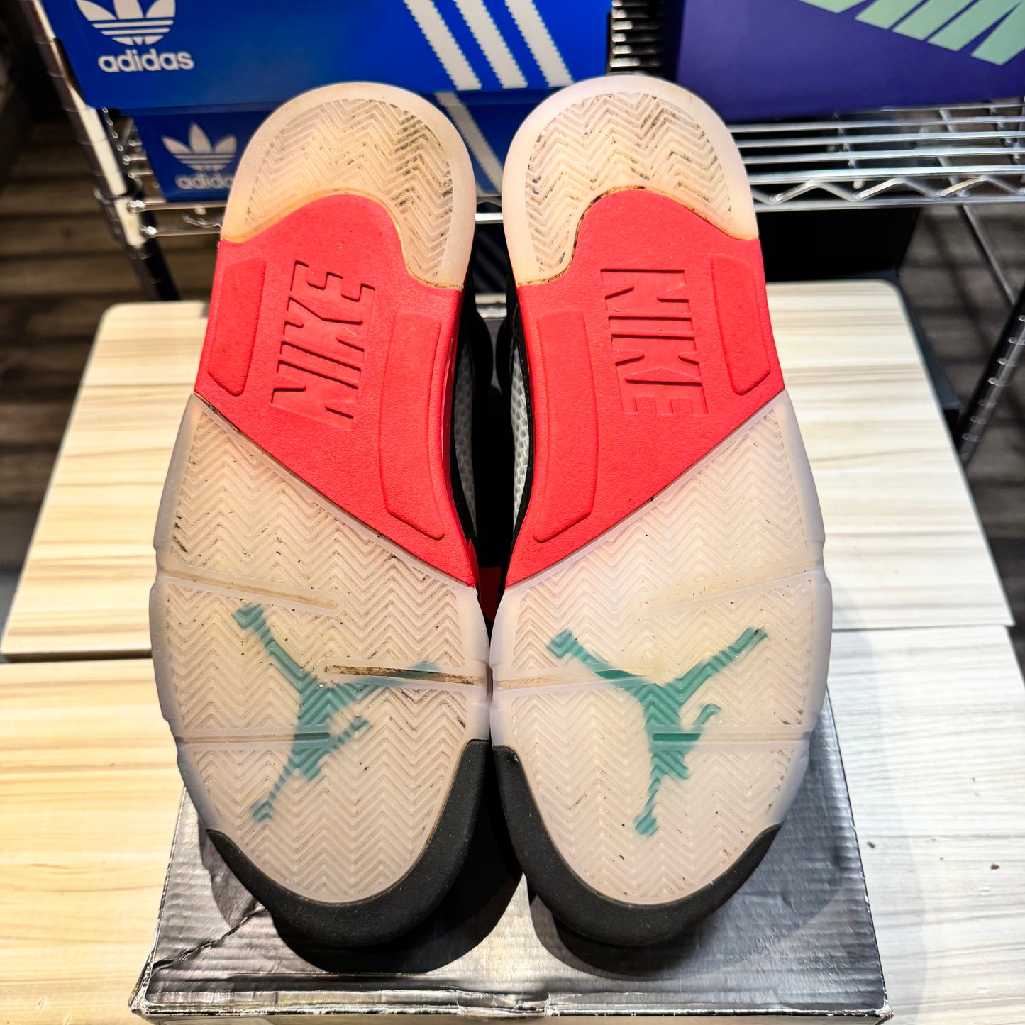 USED Jordan 5 Retro Top 3