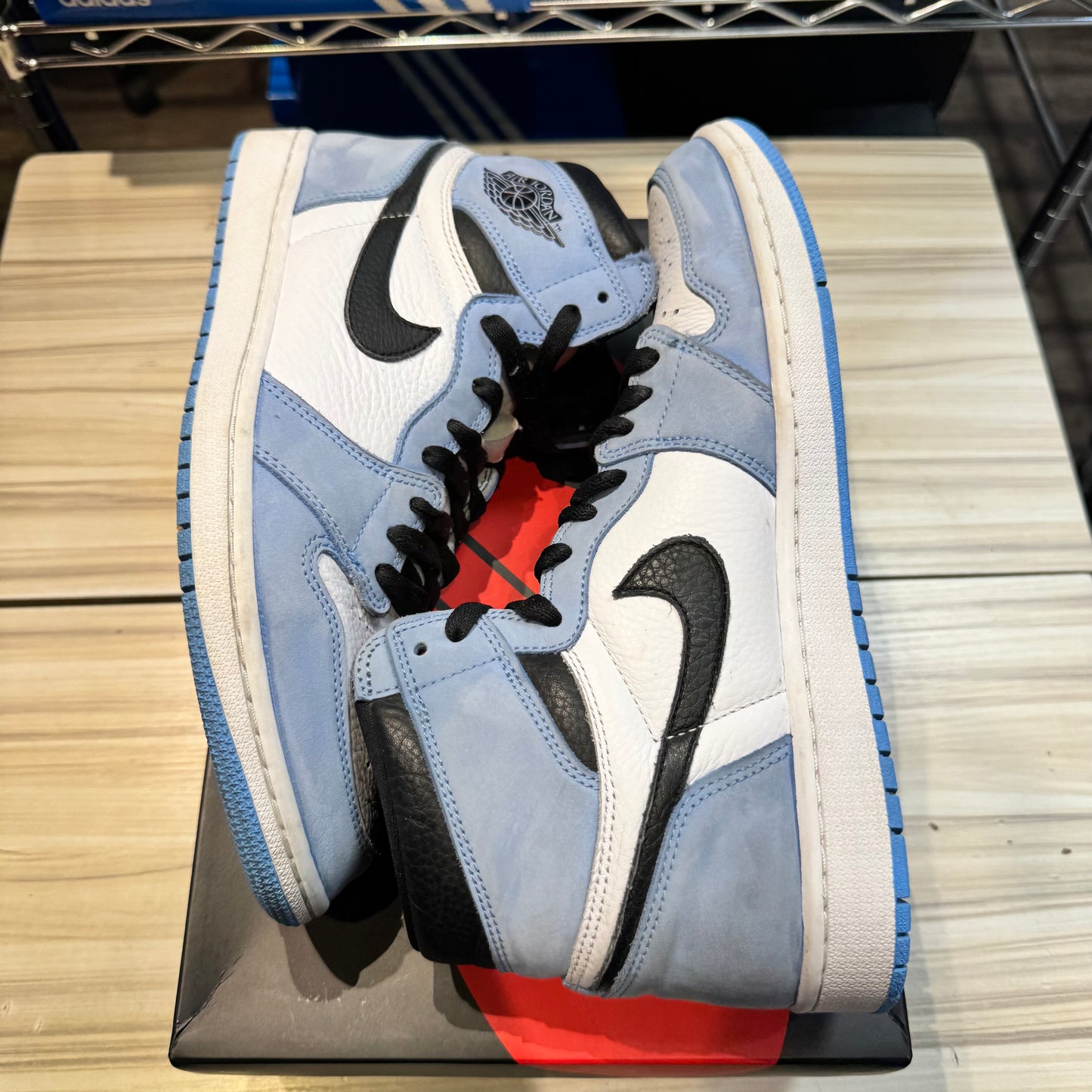 USED Jordan 1 Retro High University Blue