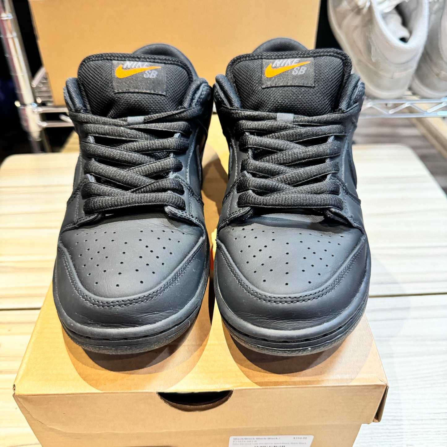 USED Nike SB Dunk Low Pro Triple Black