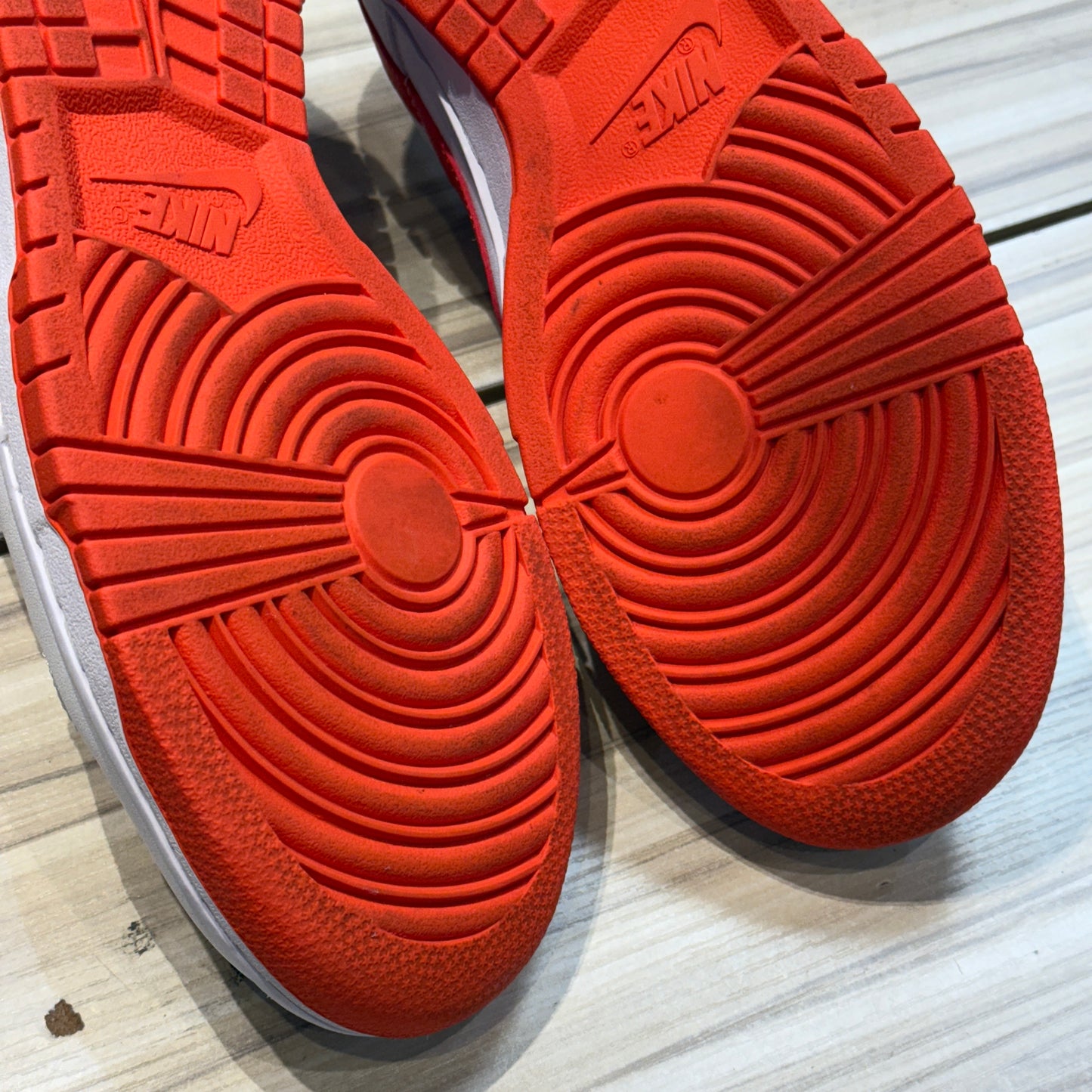 USED Nike Dunk Low Picante Red
