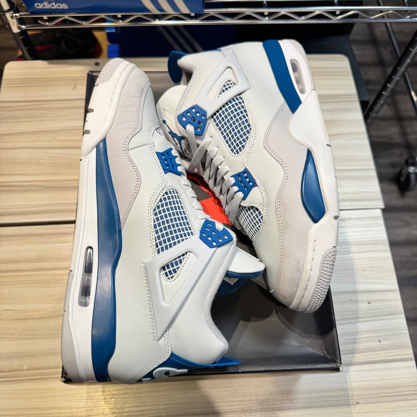 USED Jordan 4 Retro Military Blue (2024)