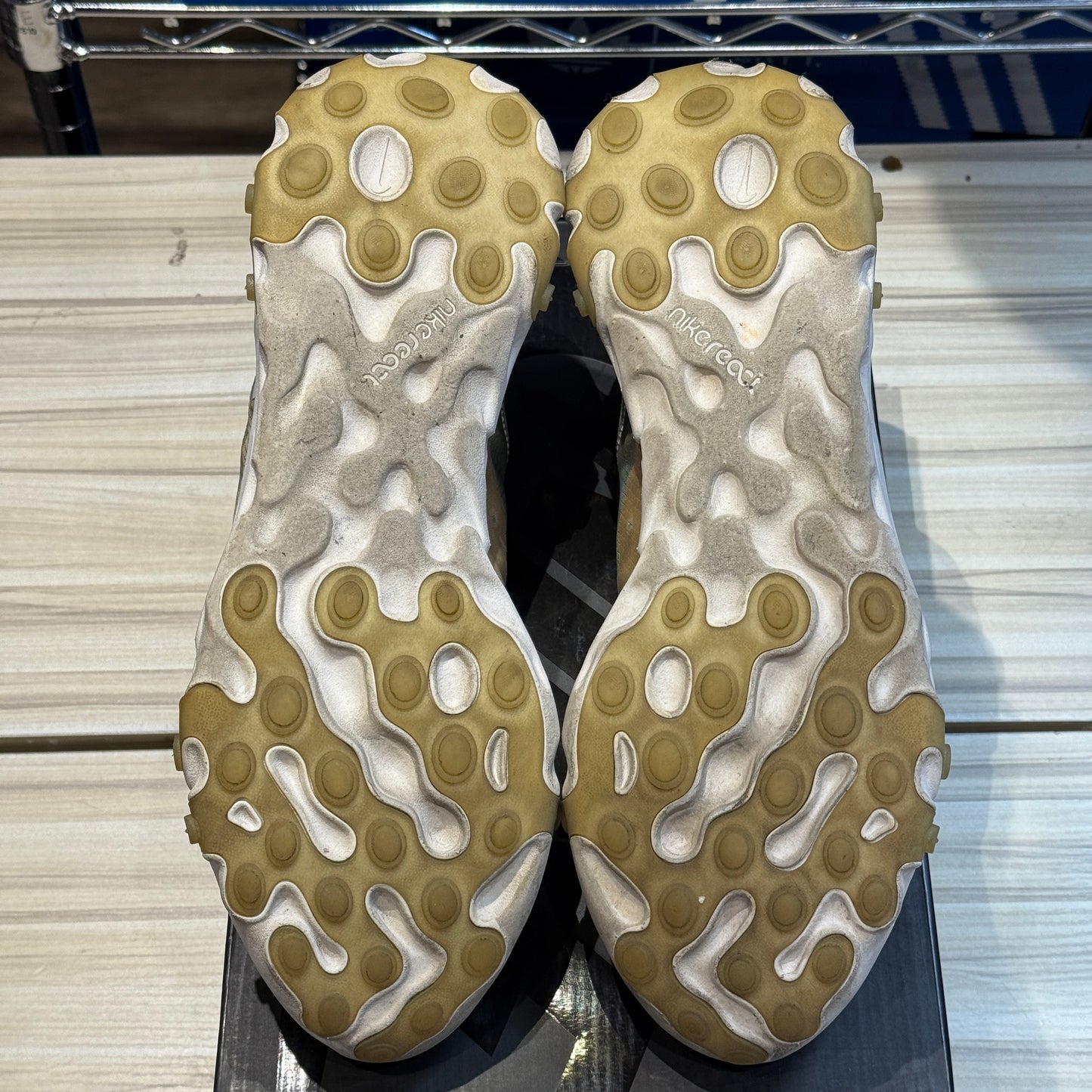 USED Nike React Element 87 Undercover Green Mist