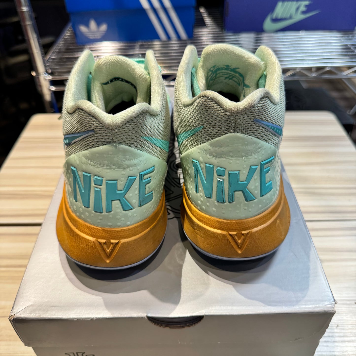 USED Nike Kyrie 5 Spongebob Squidward