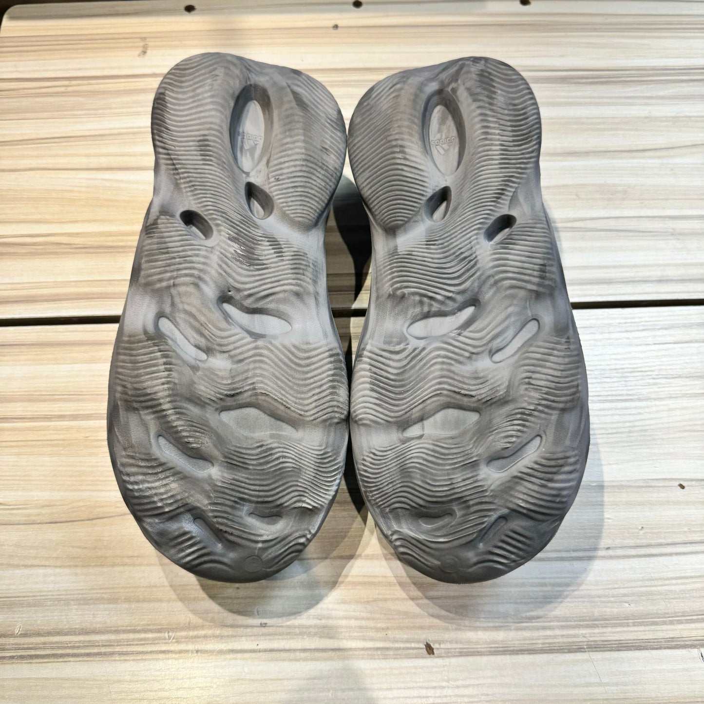 USED Yeezy Foam RNR MX Granite