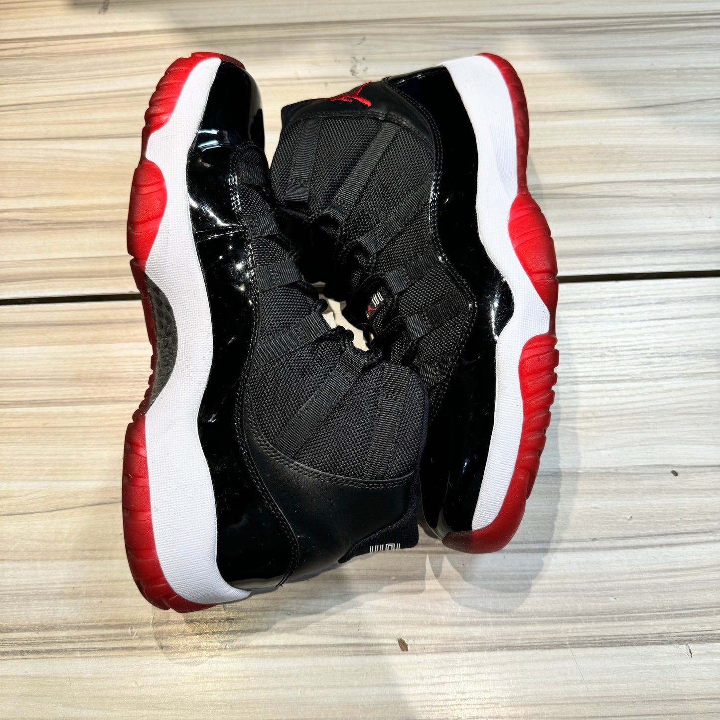 USED Jordan 11 Retro Playoffs (2012)