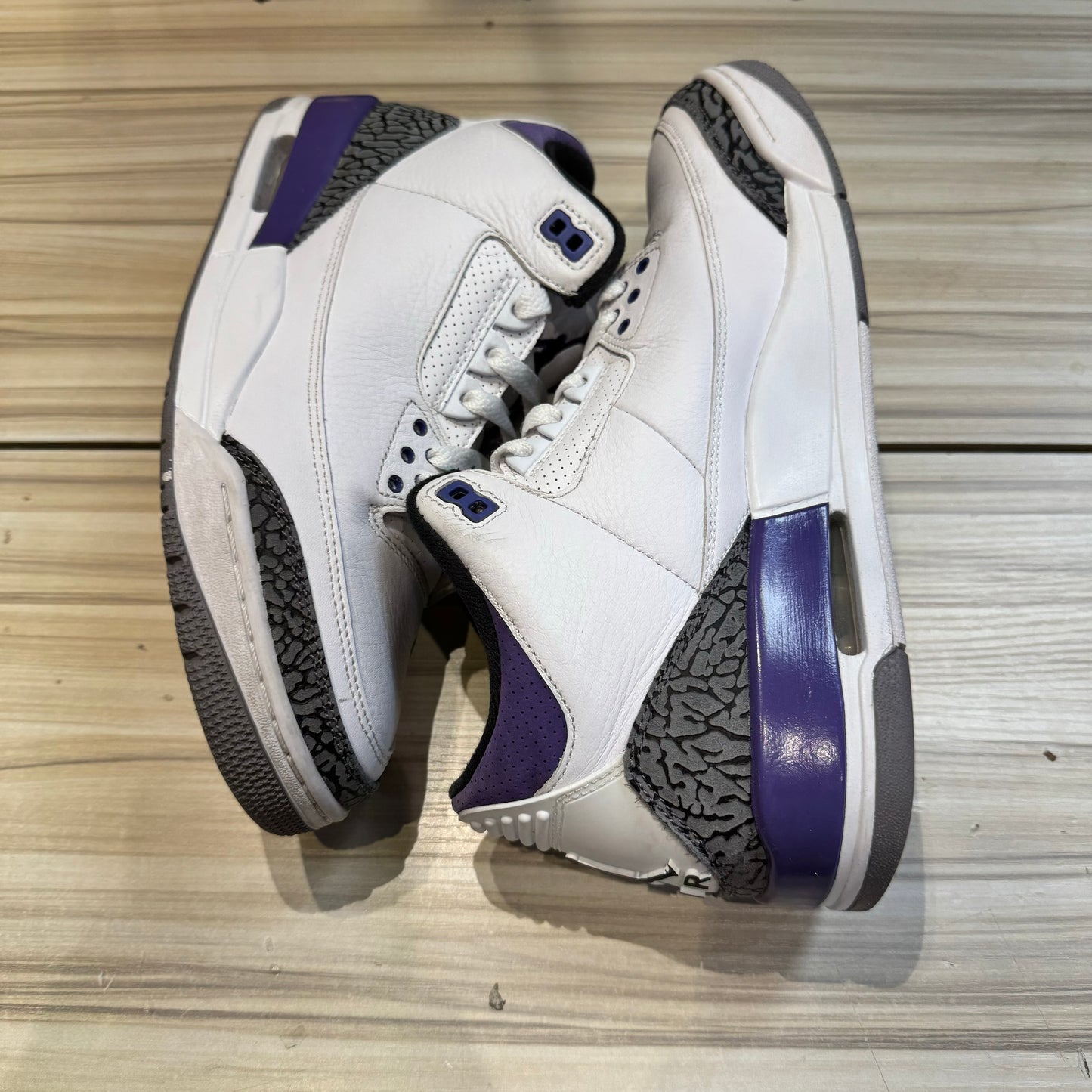 USED Jordan 3 Retro Dark Iris