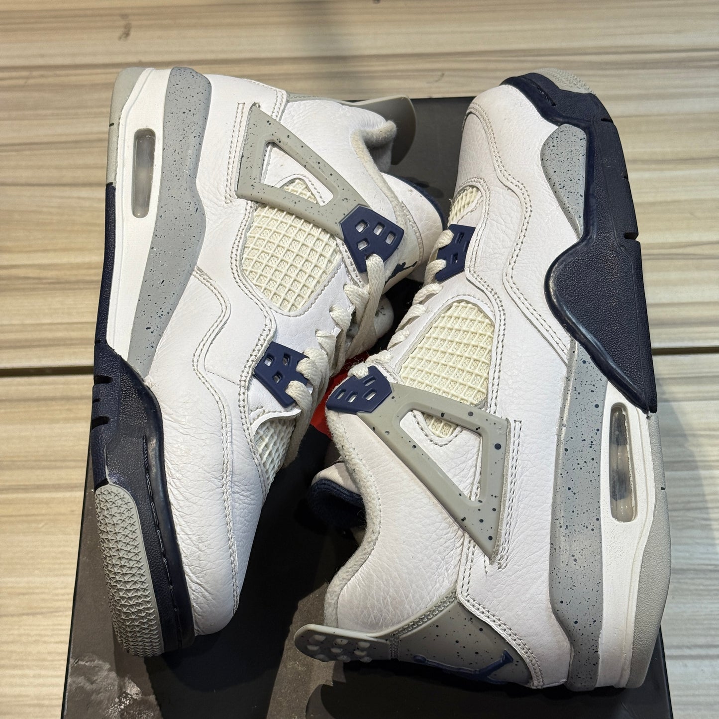 USED Jordan 4 Retro Midnight Navy (GS)