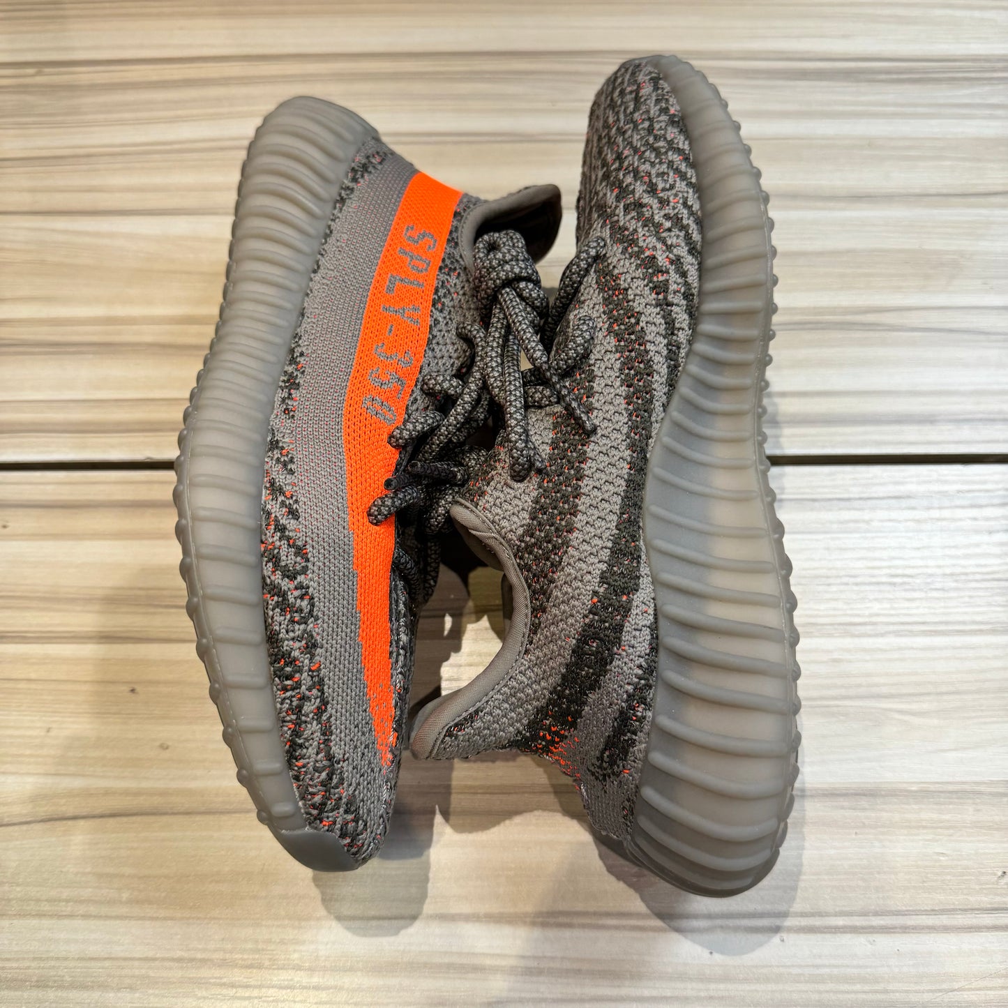 USED Yeezy Boost 350 V2 Beluga